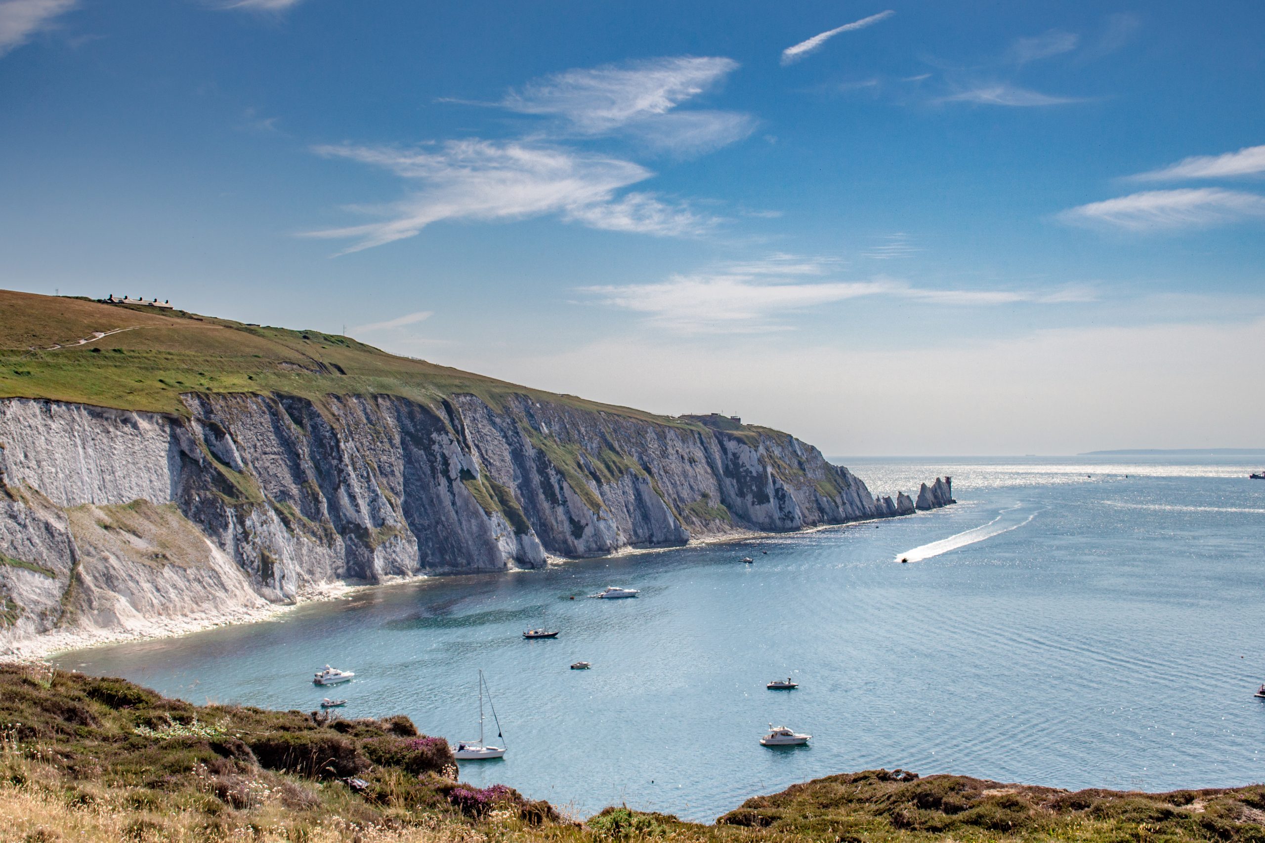 Isle of Wight Coastline Image 13235361 by Wirestock on Freepik