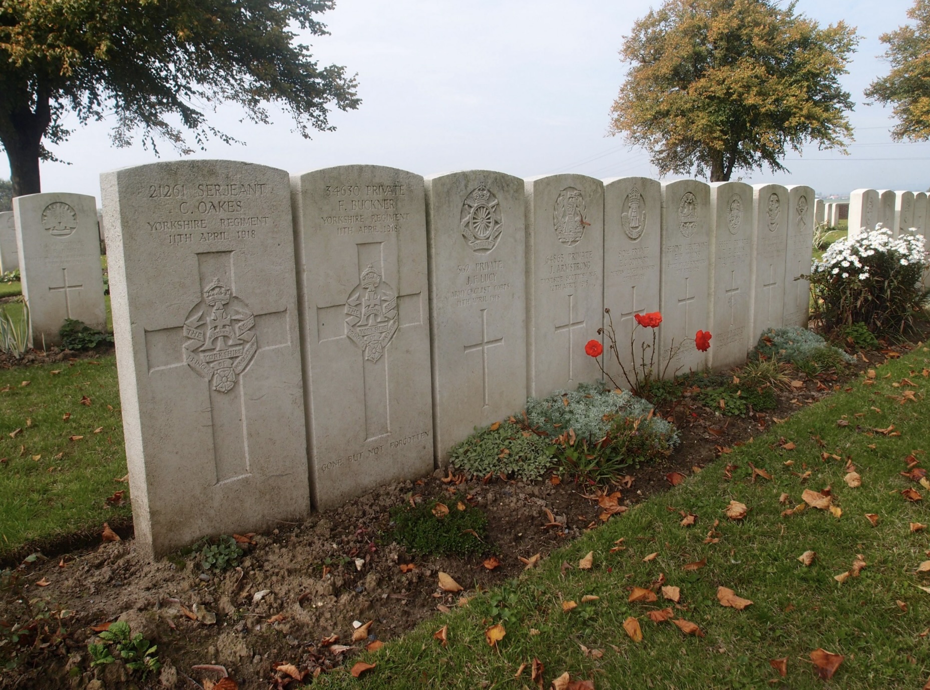 British soldiers’ graves in La Kreule Military Cemetery near Hazebrouck in France from The Long Long Trail website